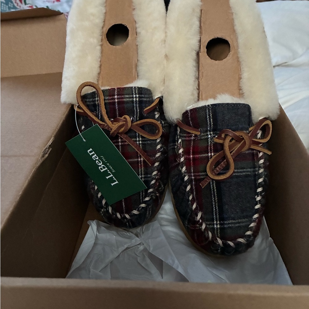 L.L. Bean Plaid “Wicked Good” Moccasins/Slippers with Lamb Fur Lining